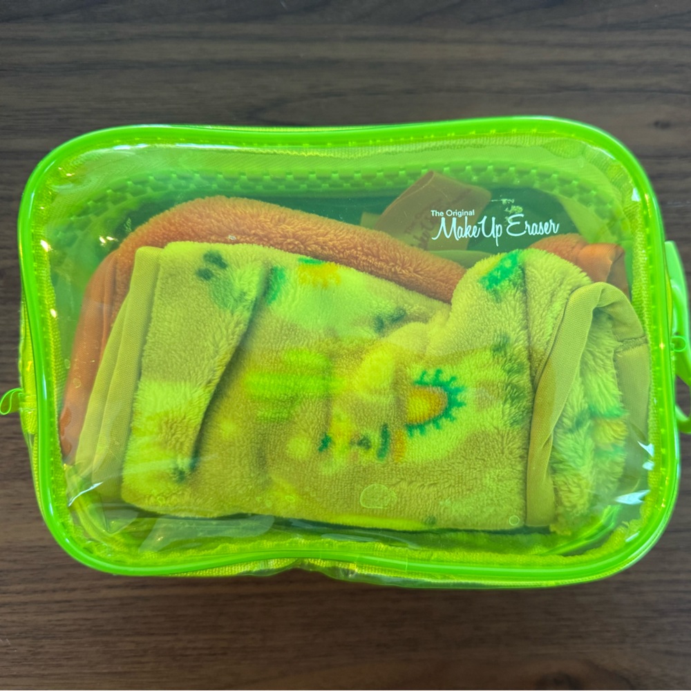 The Original Makeup Erasers (3)